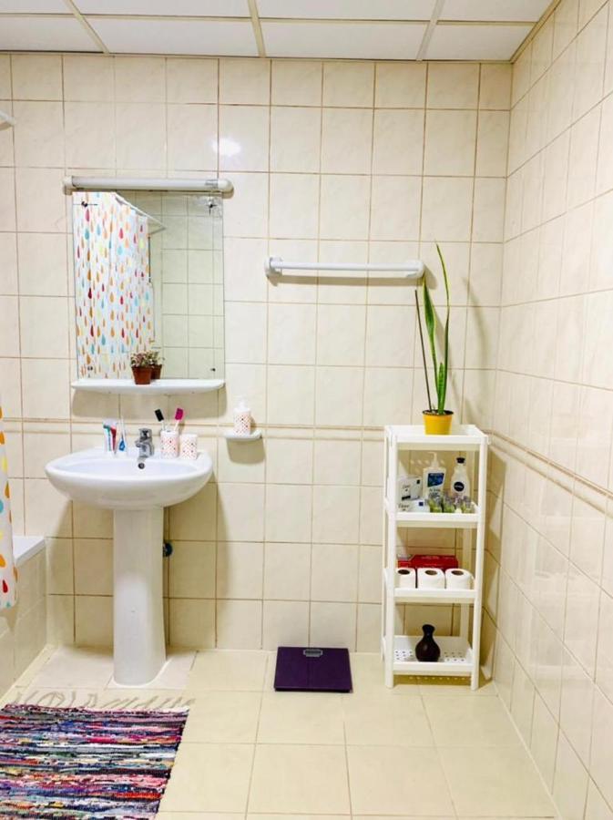 Ladies Only-Anaruby Backpackers - Metro Station Mashreq Dubai Exterior foto